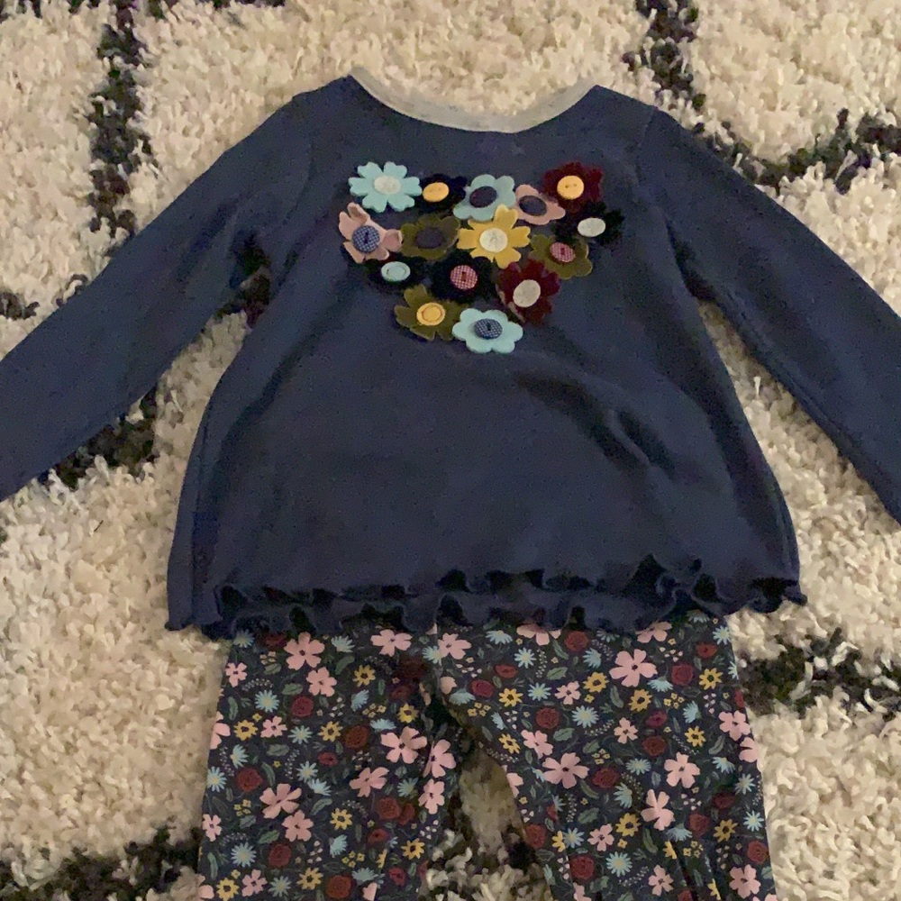 2t Mudpie outfit